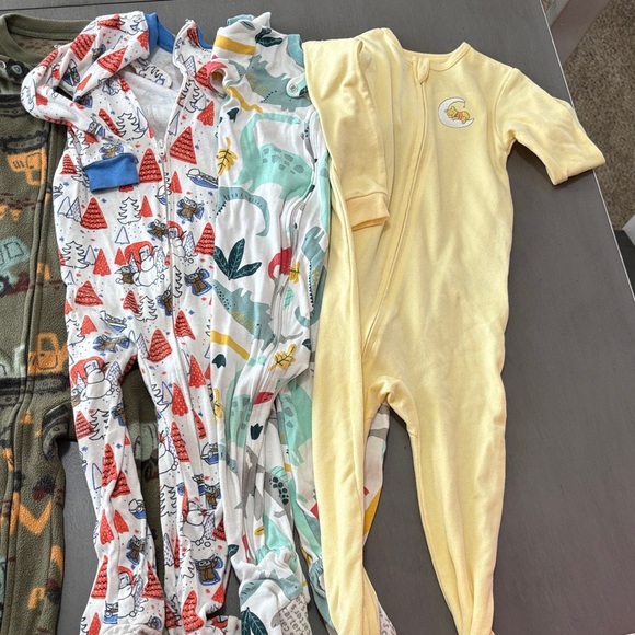 Carter's Kids One Pieces Footies - Red, White, Green, Yellow - Picture 3 of 3